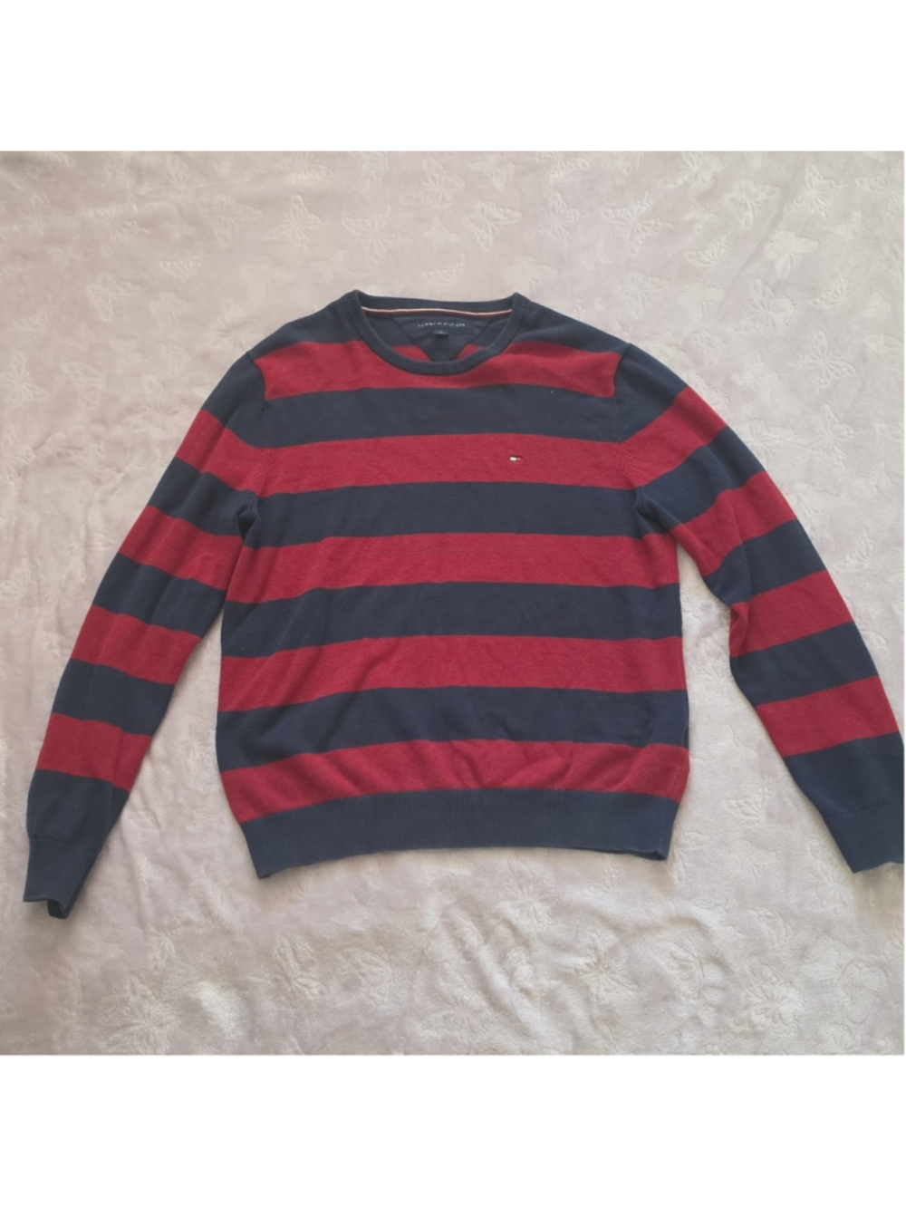 Mens Tommy Hilfiger 100 %Cotton Striped Sweater Size M Red &Dark blue V Neck